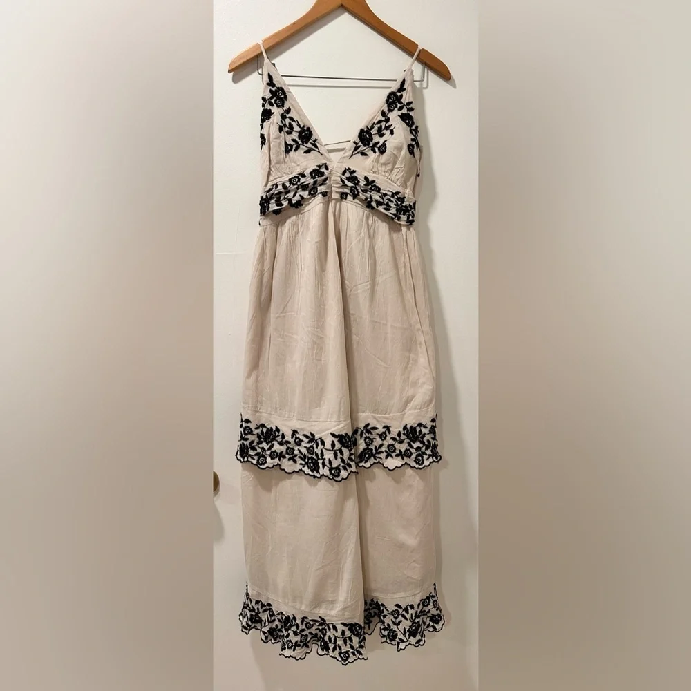 Abercrombie & Fitch Beige Black Embroidered Tiered Ruffle Maxi Dress NWT Size L